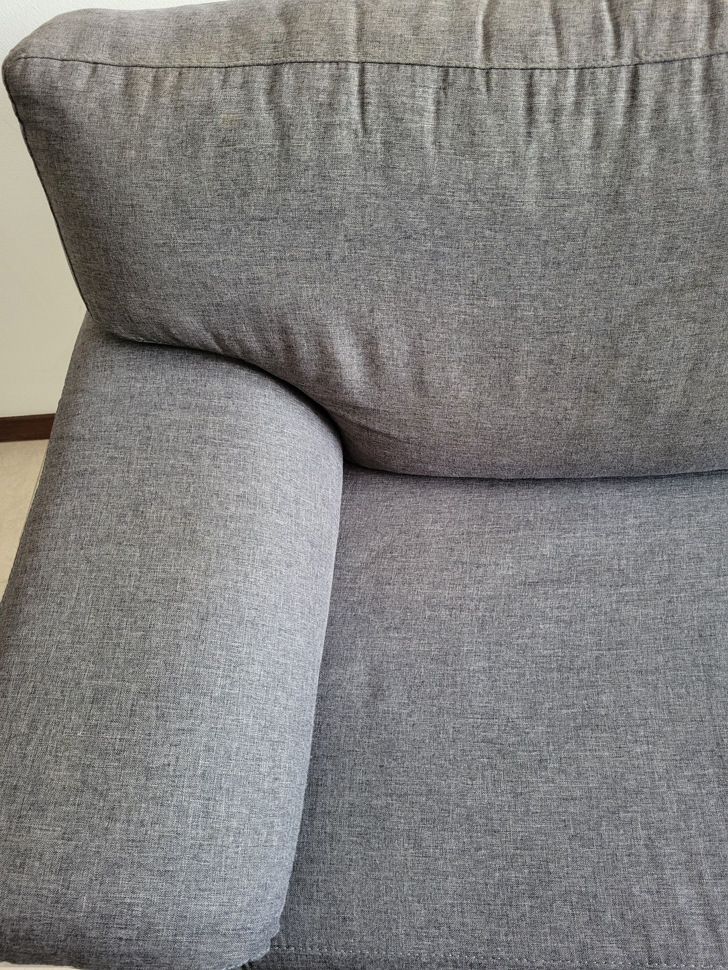 Vendo sofá de 5/6 lugares