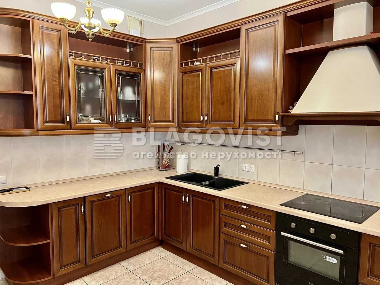 Продається простора квартира Маршала Тимошенка ( Лук'яненка Левка) 21