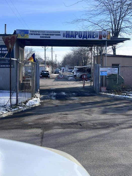 Продам каменный гараж