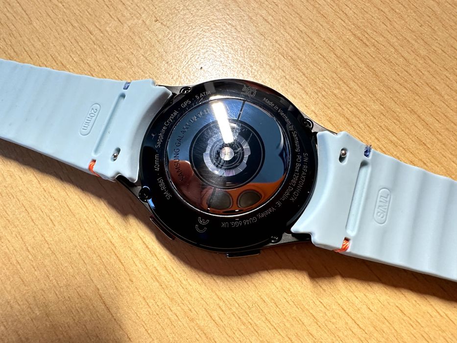 Годинник Samsung Galaxy Watch 40mm FE locked
