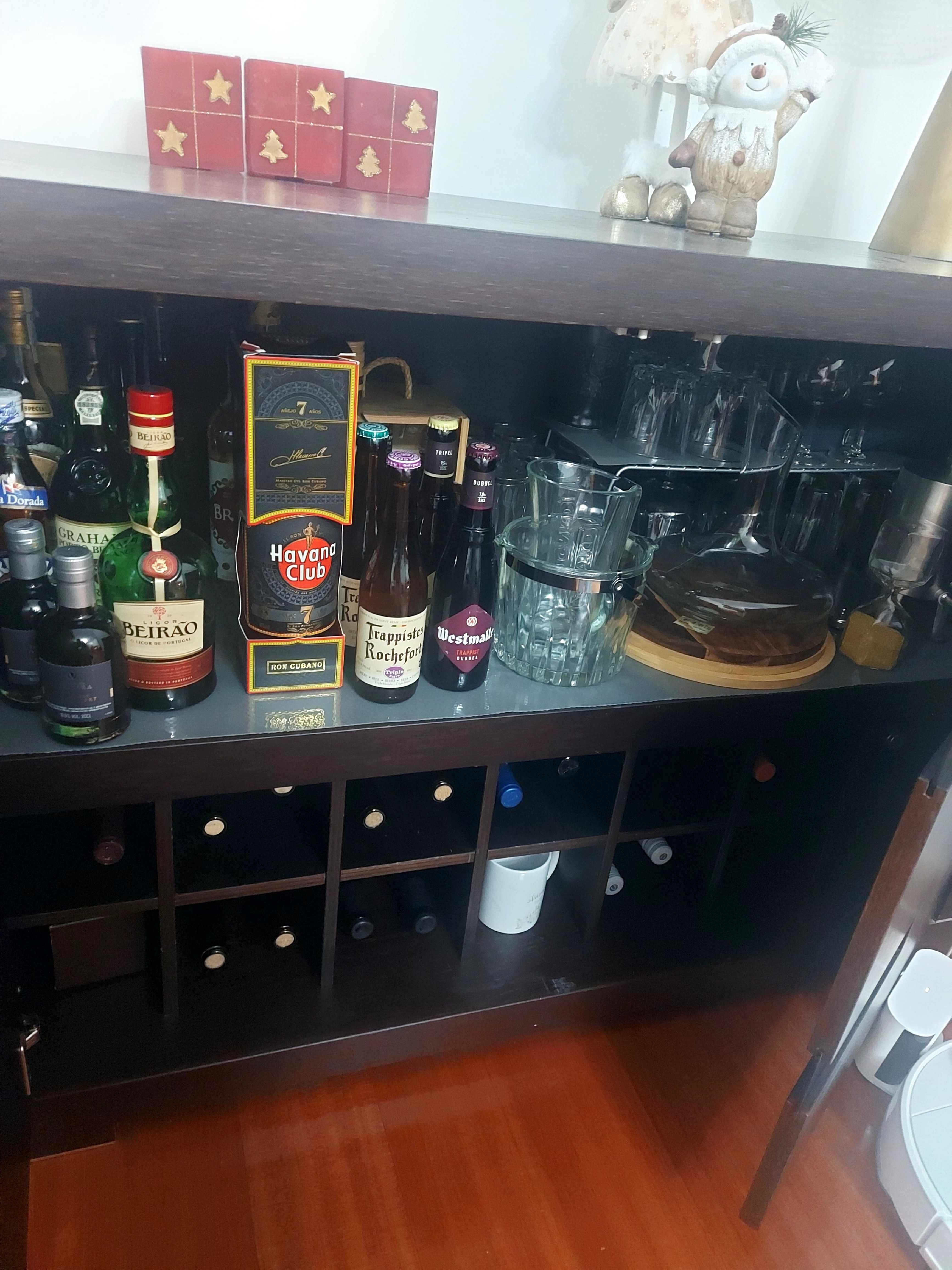 Móvel Bar Cor Benge