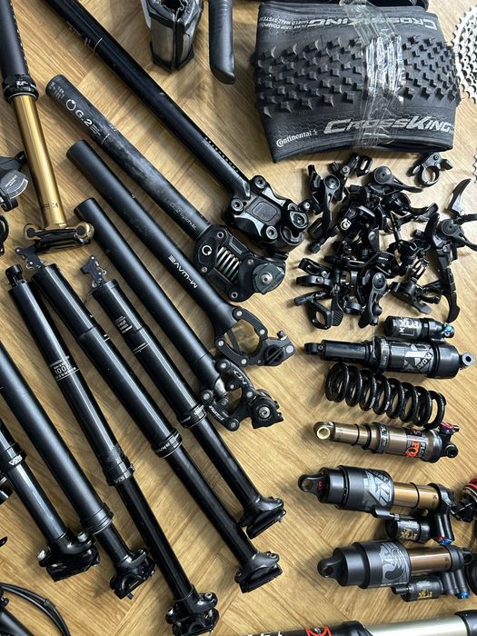 Разпродажа Ящика запчастей