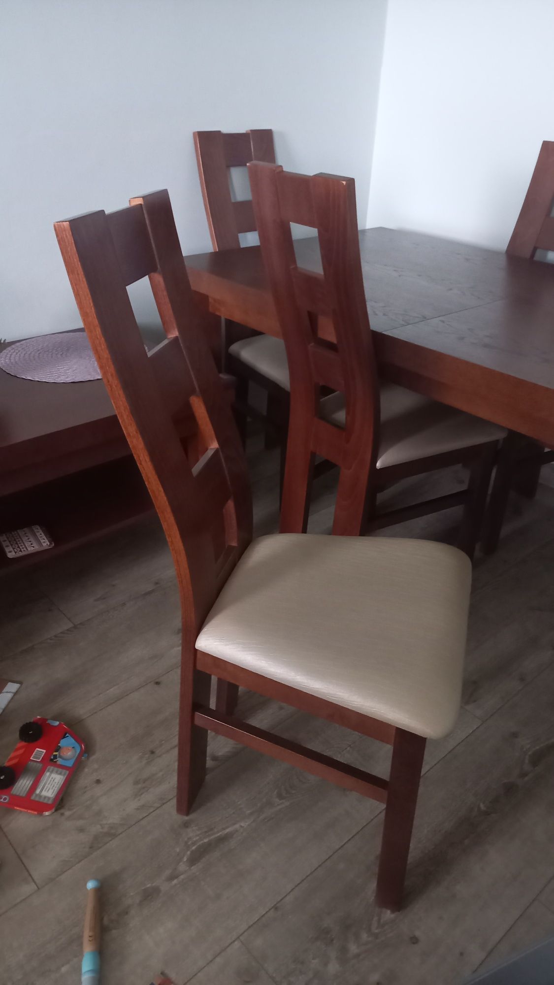 Sprzedam komplet stol krzesła lawa