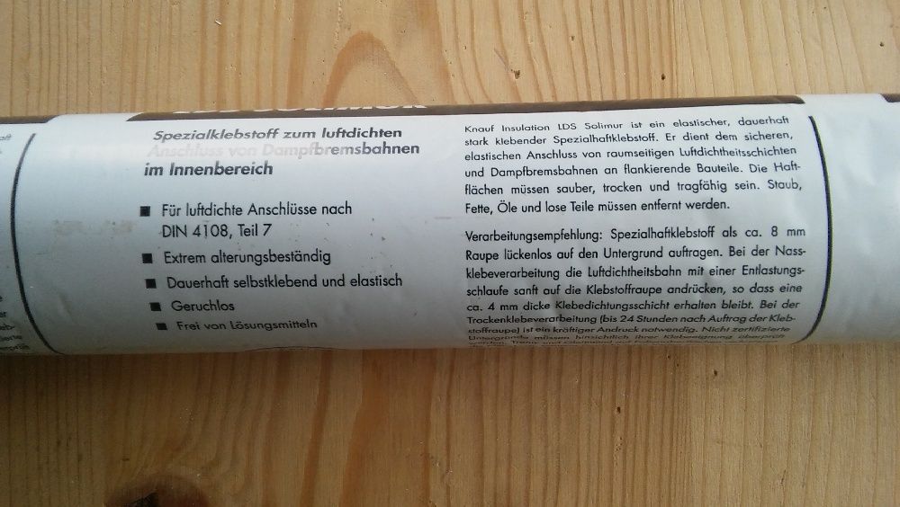 Knauf , masa klejąco-uszczelniająca