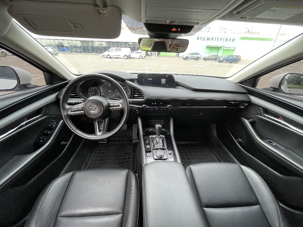 Mazda 3 AWD SKYACTIV G 2.5, повний привід та комплектація