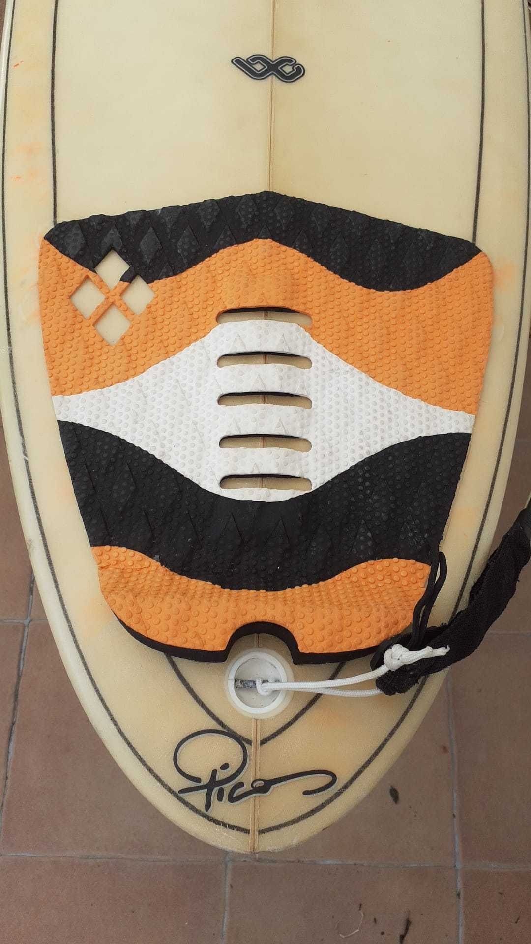 URGENTE! Prancha de Surf 6'1'' + Acessórios