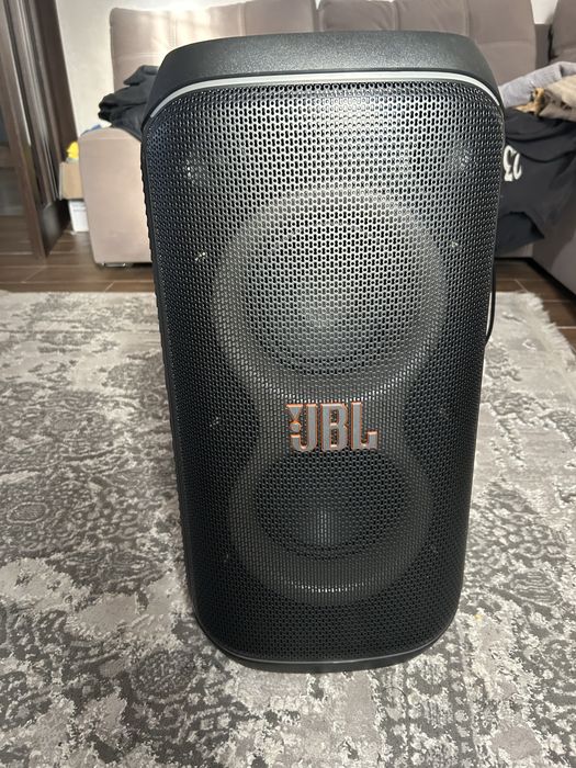 Колонка.JBL 120