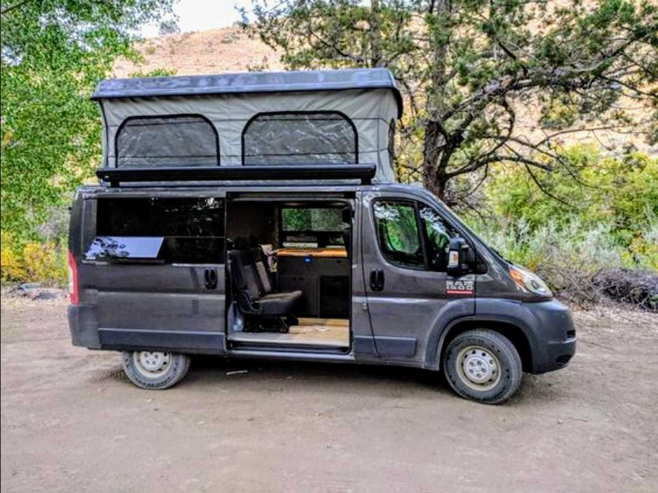Poduszki Pneumatyczne  Vw T5 Vw T4 Bus Sprinter Autolaweta Vivaro