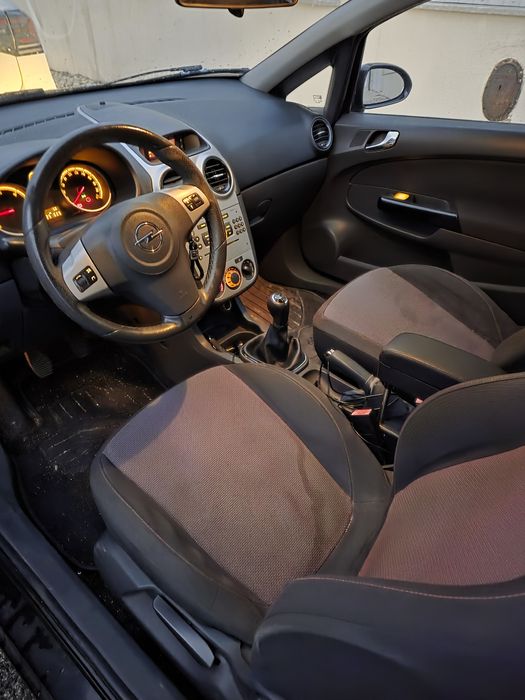 Opel Corsa 1.3CDTi Comercial