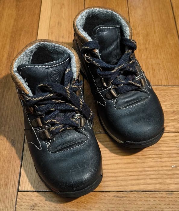 Зимові дитячі ботинки шкіряні розмір 26