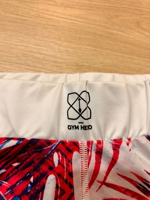 Legginsy Gym Hero w różowe wzory rozmiar M, stan idealny