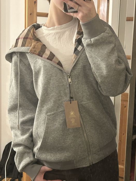 Bluza burberry, stan idealny.