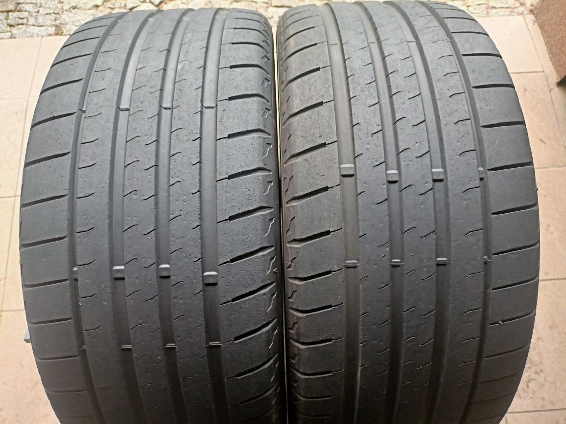 245/40 R19 Bridgestone Potenza 2022r .  5,5mm. Para 400zl