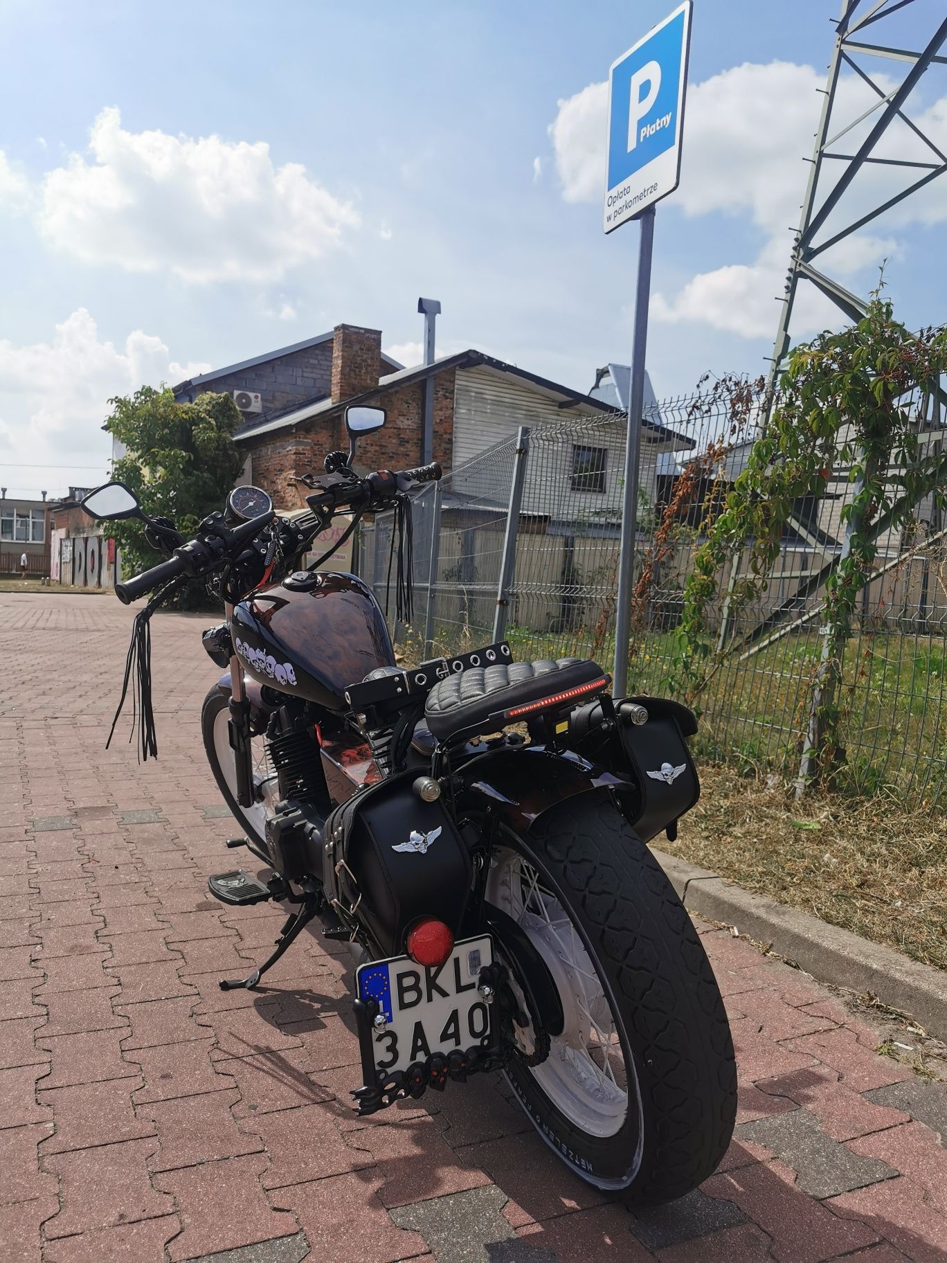 Honda 125 cusstom bobber Cafe Racer