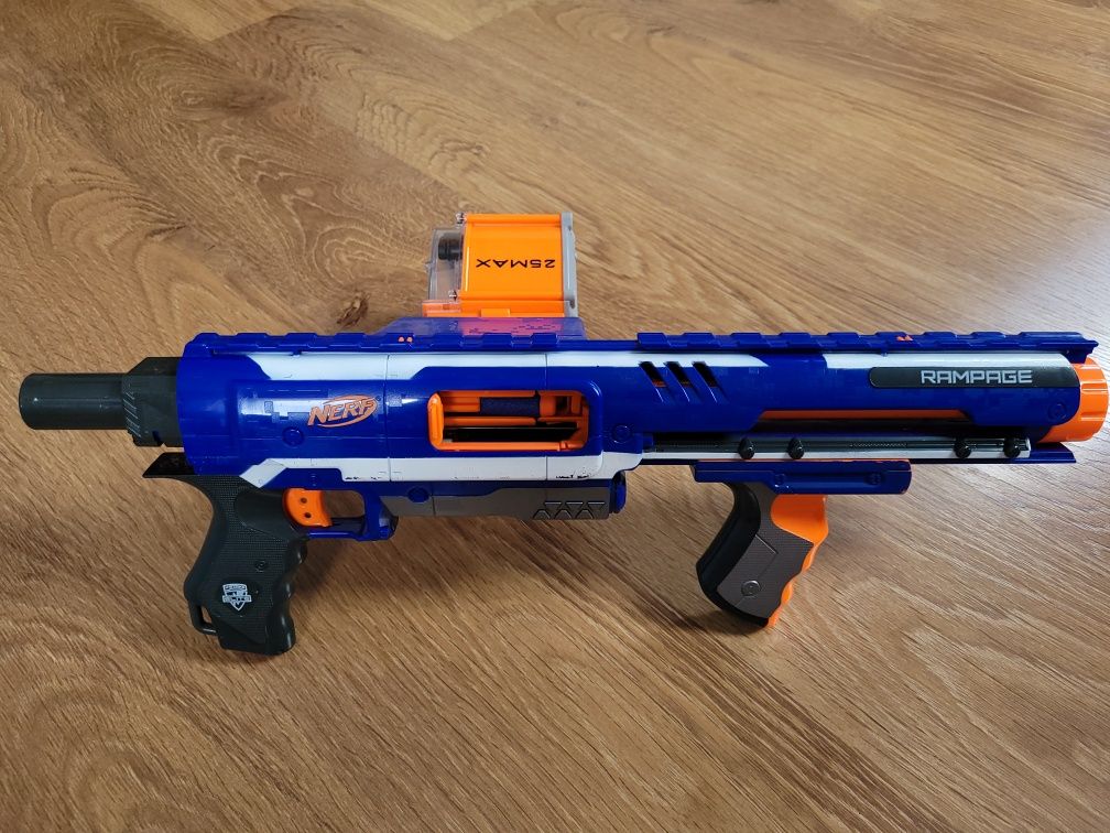 Pistolet Nerf N-strike Elite Rampage