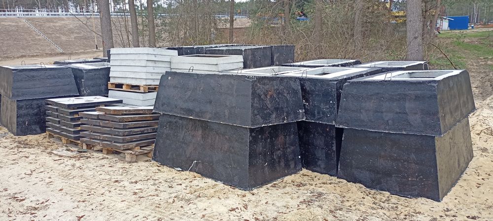 Studnie kablowe telekomunikacyjne sk 1 skr 2 ramy pokrywy włazy