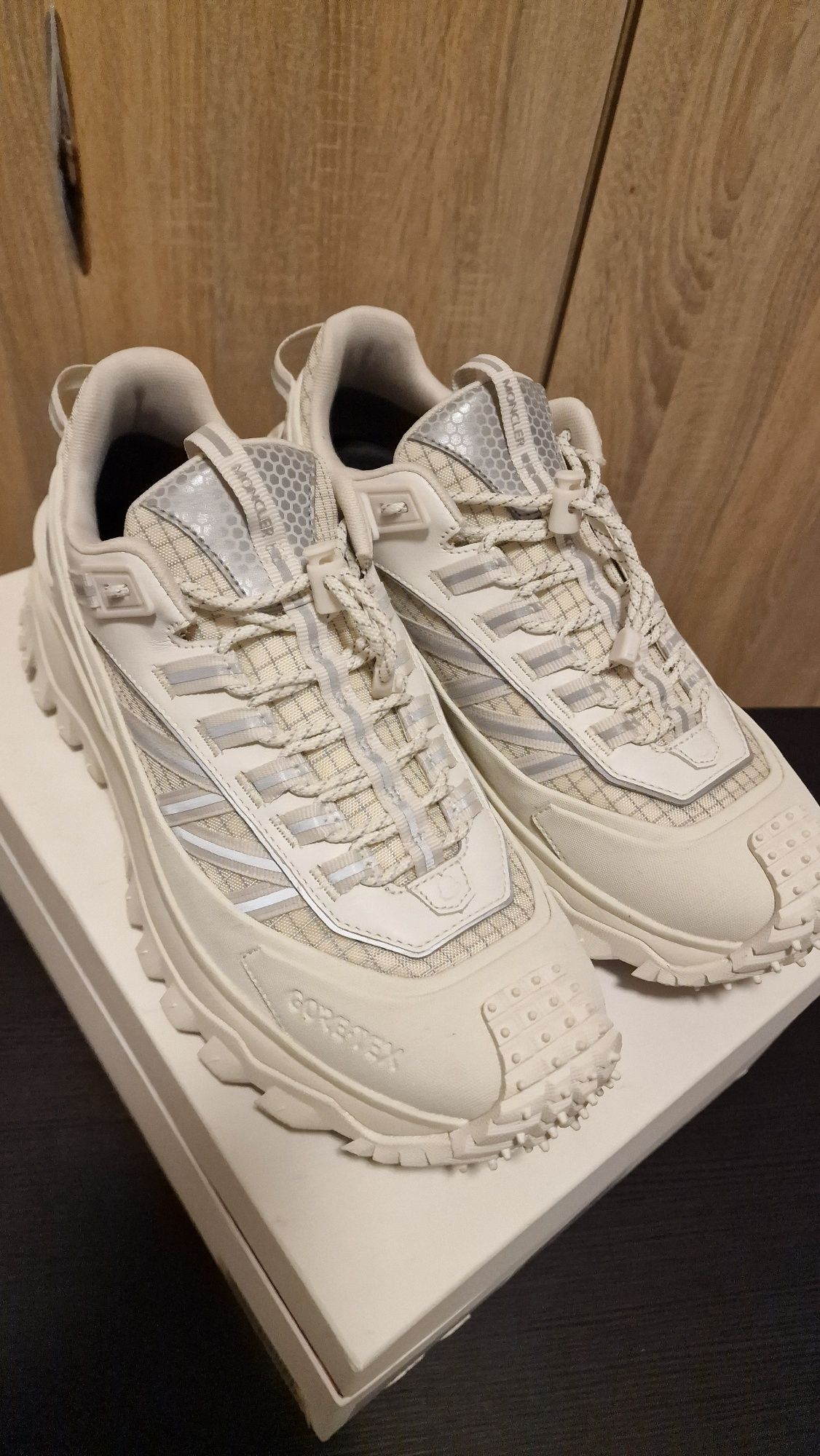 Кросівки Moncler trailgrip gore tex