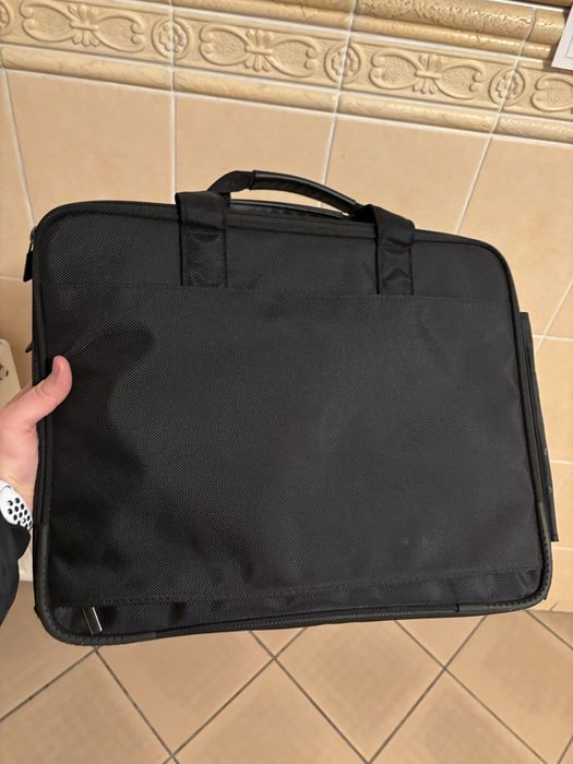 Torba na laptopa firmy DICOTA