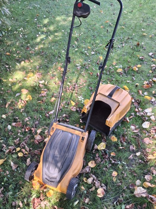 Elektryczna kosiarka do trawy 1000W – sprawna