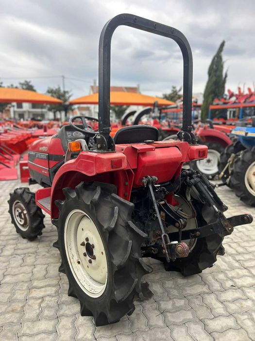 Mitsubishi MT170 Imaculado