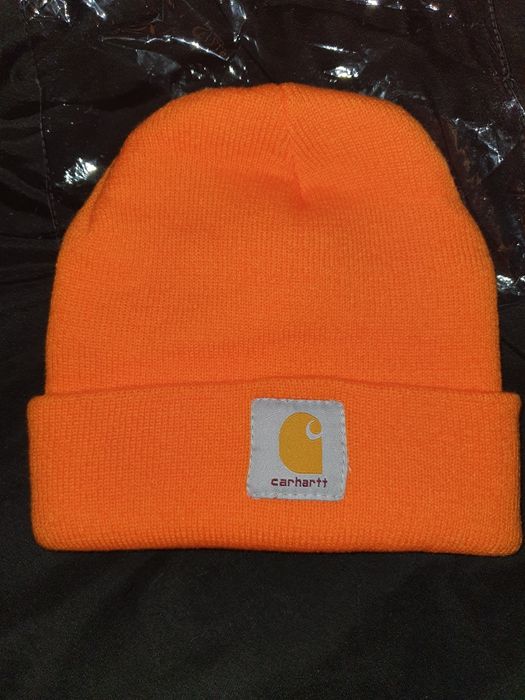 Ler bem anúncio fendi jordan champion cap icon stone island