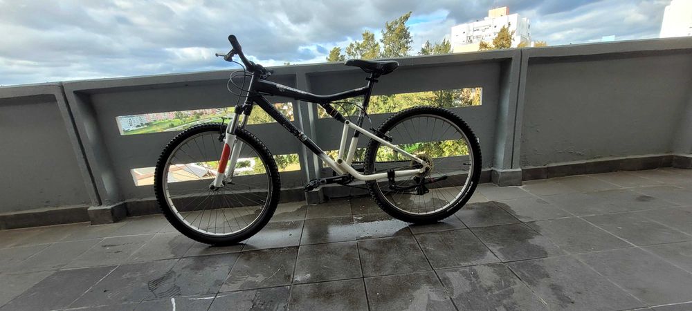 Bicicleta btt rockrider 6.0 full suspention v-break jante 26