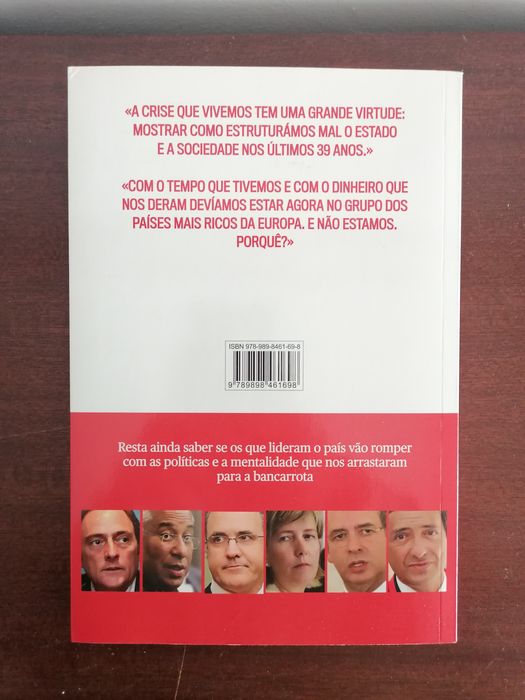 Livro "Saiam da Frente!" de Camilo Lourenço