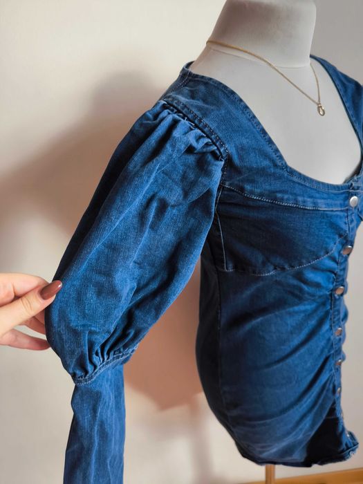 Jeansowa sukienka marki PrettyLittleThing w rozmiarze M (38)