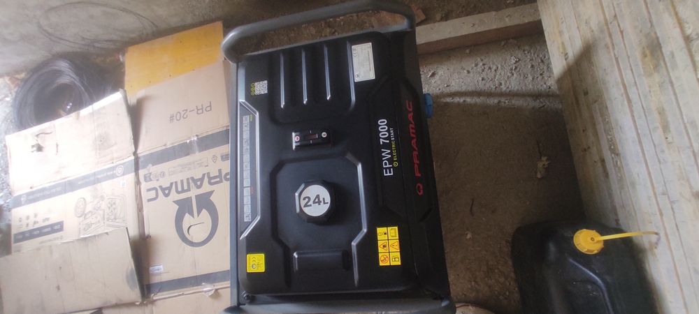 Alugo gerador pramac 6000
