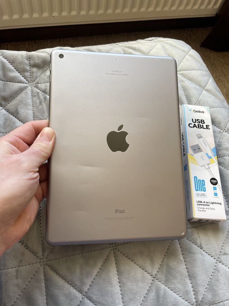 Apple iPad 5 память 32Gb модель А1822