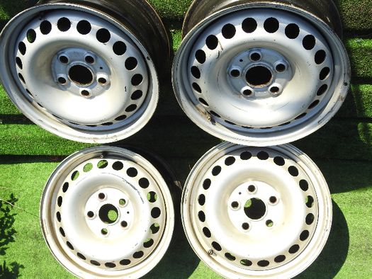 4Xfelgi stalowe VW T5 16'' 5x120 6,5J ET52 2016rok stan BDB