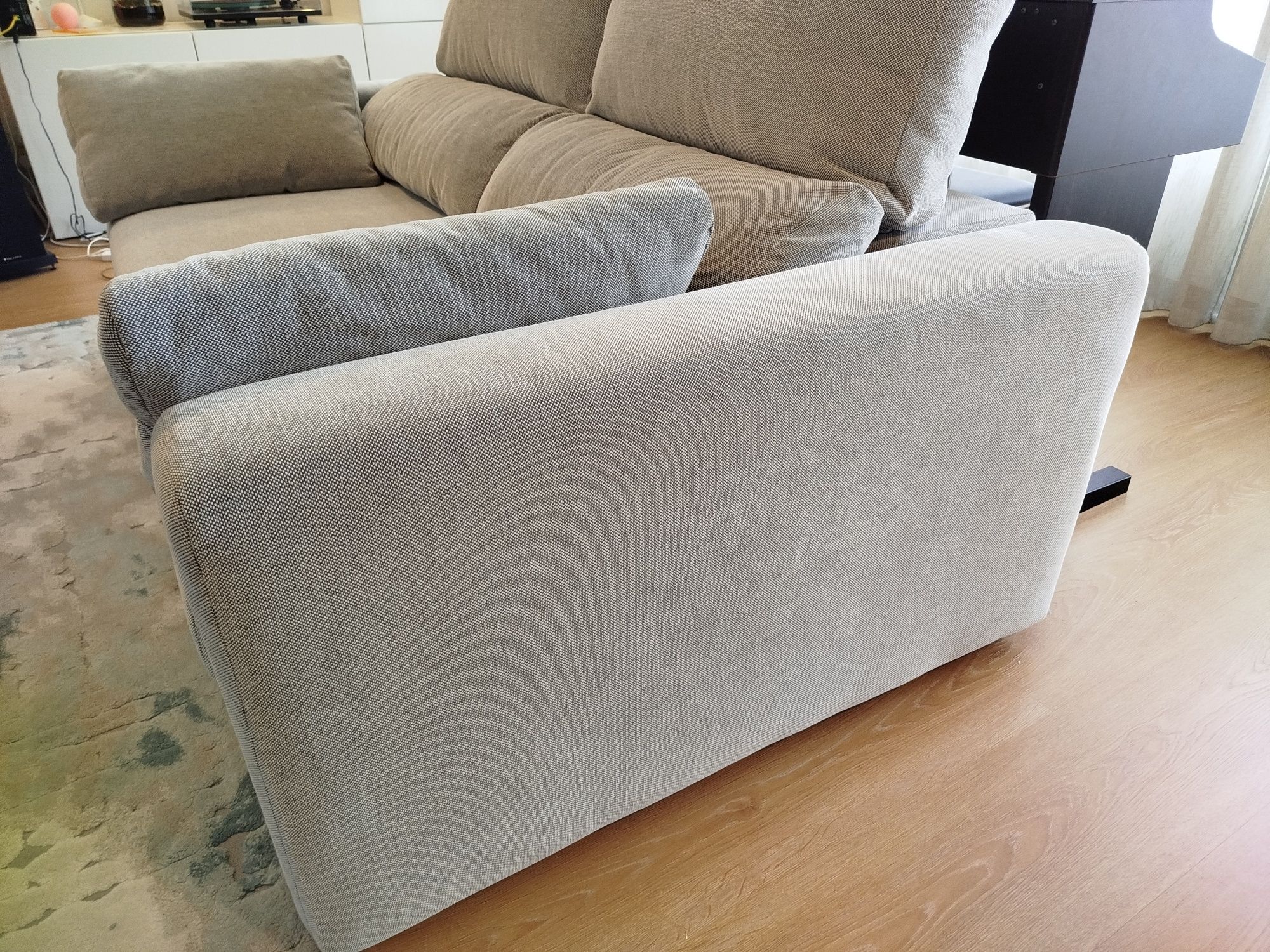 Sofá ikea 2 lugares ESKILSTUNA