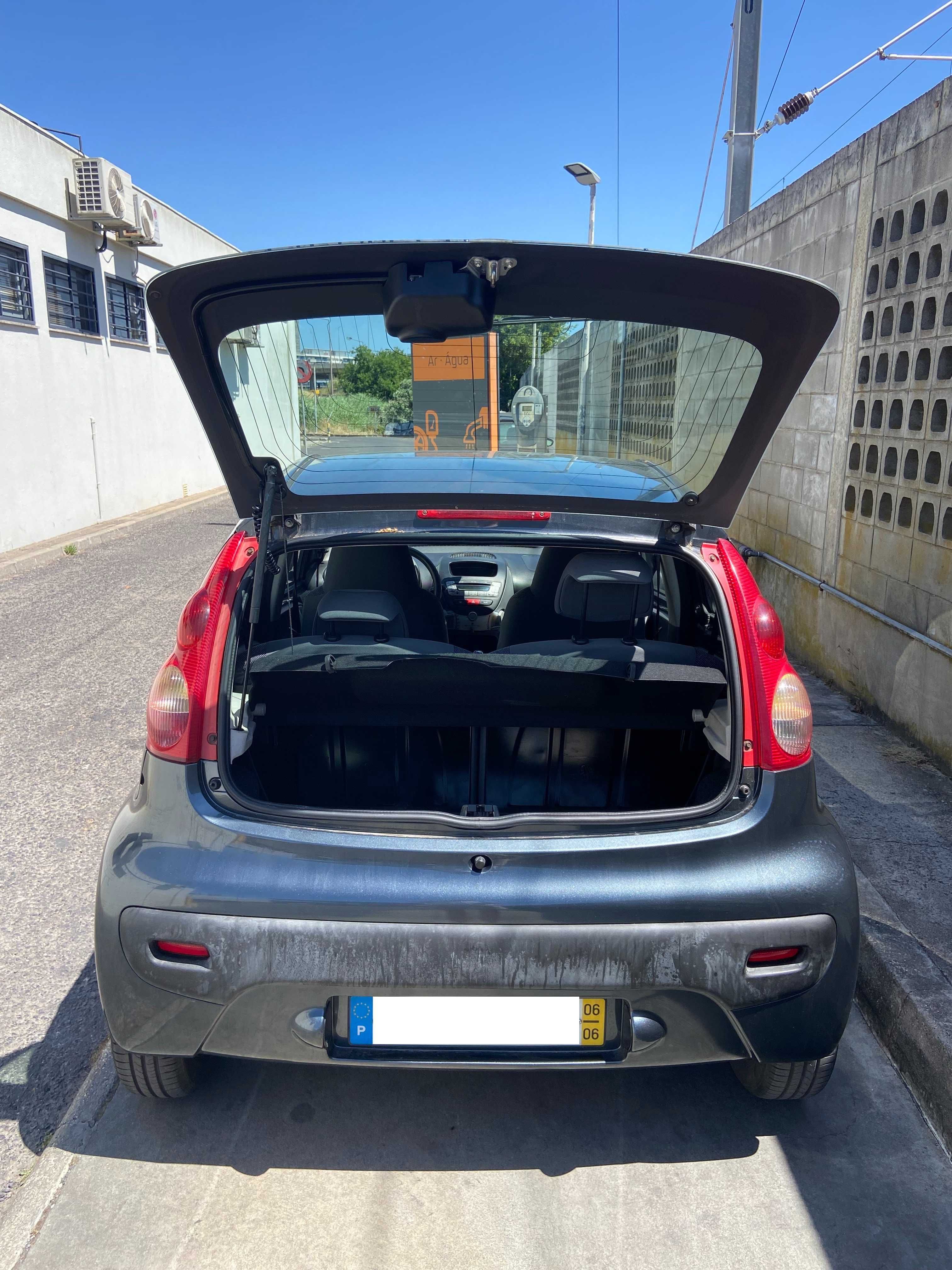 Peugeot 107 Trendy 1.0 (2006) | 106.000km