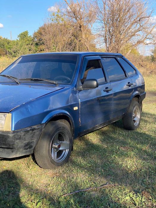 Продам Lada Vaz 2109