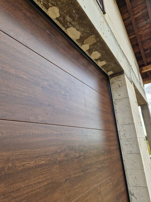 Panel bramy garażowej