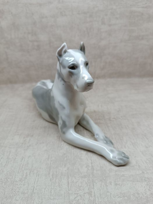 Porcelanowa figurka dog niemieckiego, Łomonosow, LFZ.