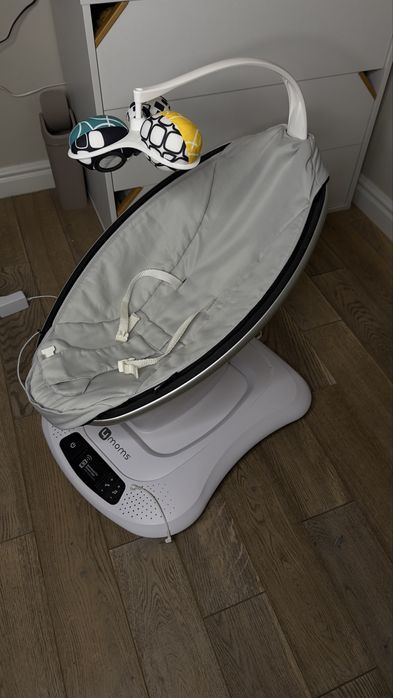 Качеля 4moms Mamaroo 4 — чудовий стан