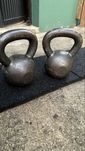 2 Kettlebells 12kg