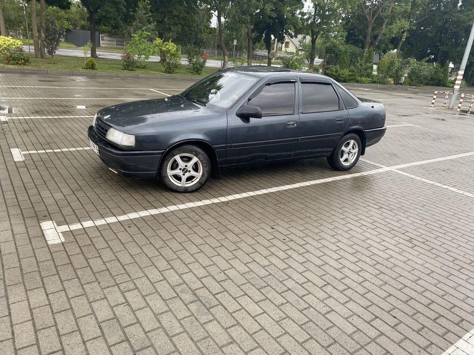 Продам Opel Vectra A 1,6 газ\бензин