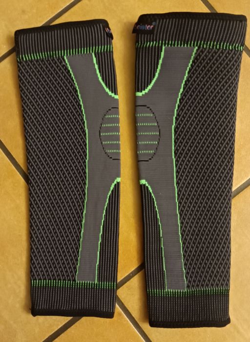 Para opasek kompresyjnych na kolana Beister M- bardzo małe