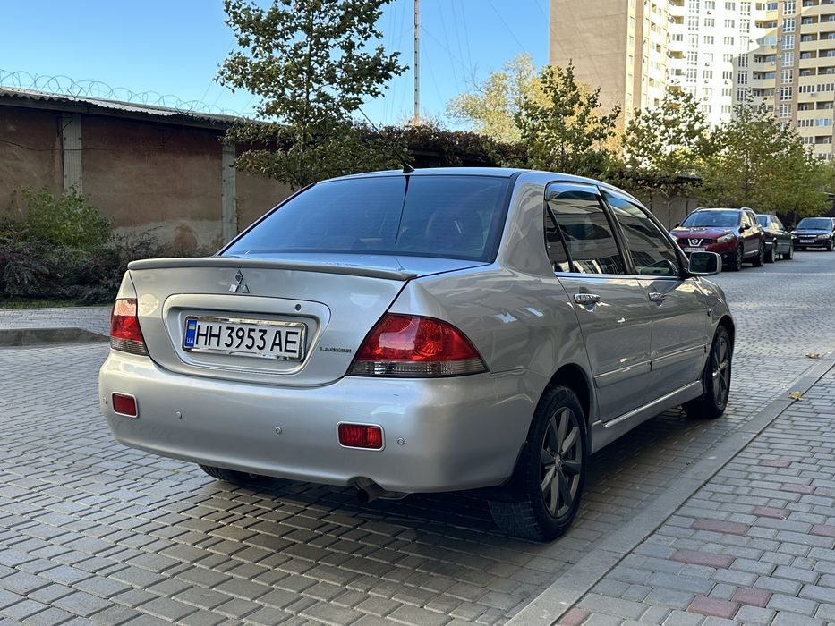 Продам Mitsubishi Lanser 9 1.6 автомат