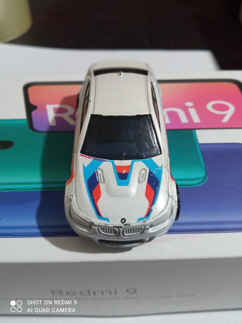 BMW M3 hot wheels białe B