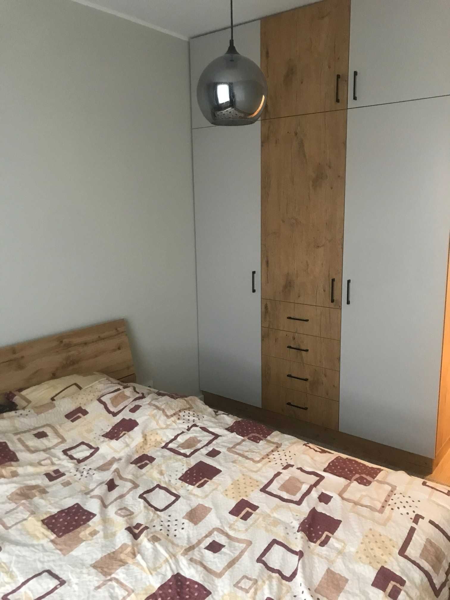 sprzedam bezpośrednio 2 pokoje w Zamieniu pod Warszawą
