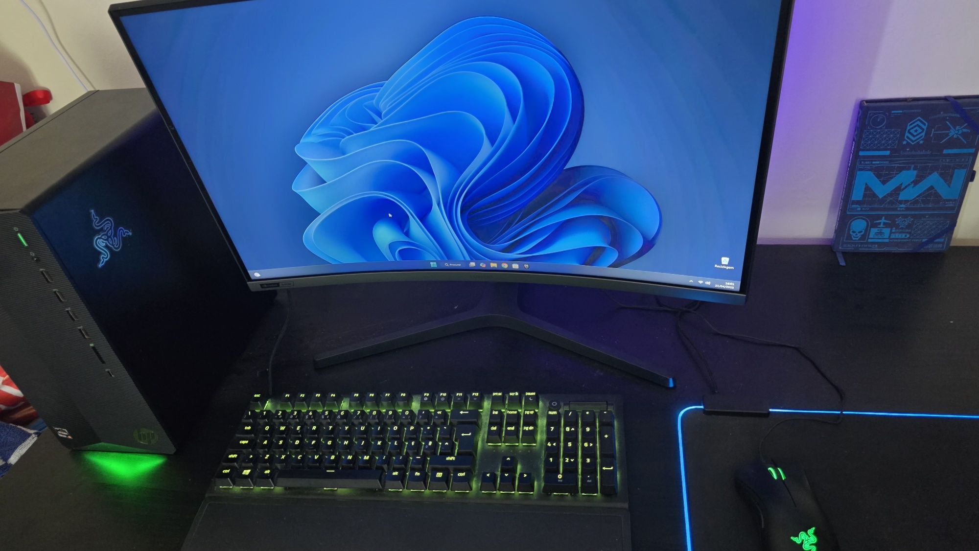 Monitor Samsung 240hz curvo