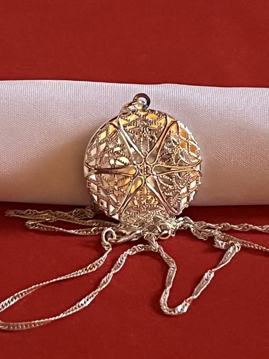 Przepiękny sekretnik