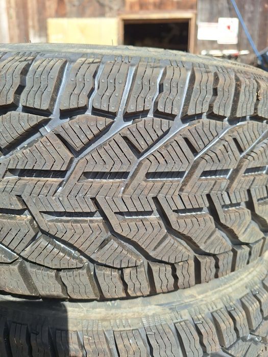 Nowe Opony zimowe kormoran 225/45/17