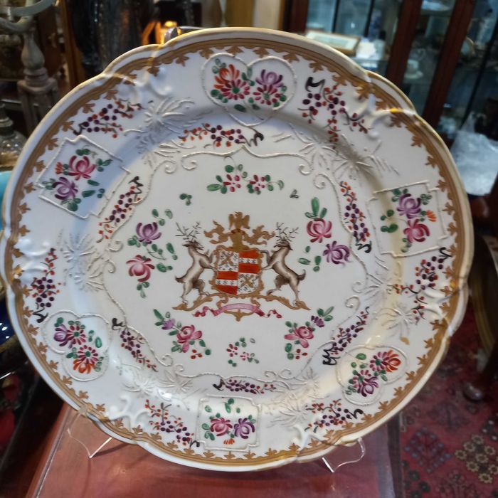 Pratos em porcelana Francesa Sanson