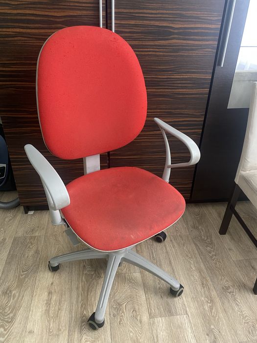 Продам стулья б/у