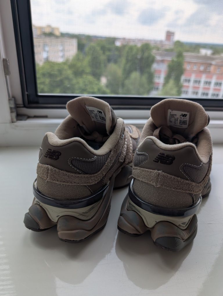 Нові жіночі New Balance 9060 38р.