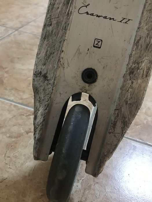 продам трюковой самокат кастом (деки нету)